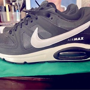 Nike Air Max Command - Size 9